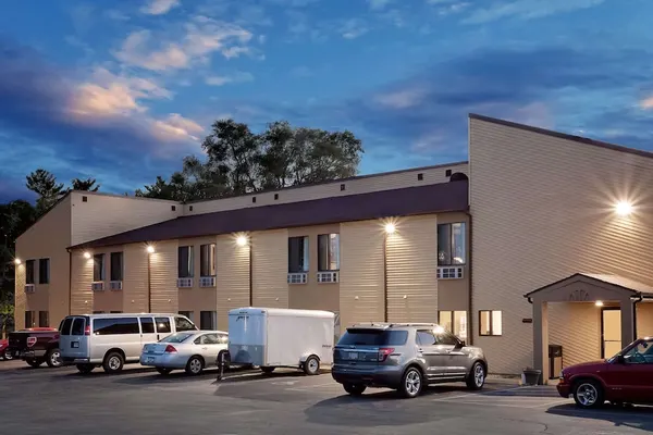 Photo 1 - Econo Lodge