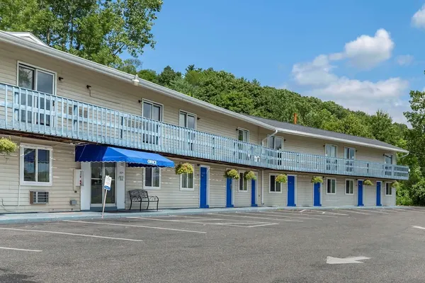 Photo 1 - Econo Lodge Lee - Great Barrington