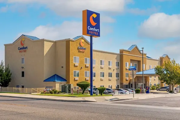 Photo 1 - Comfort Suites Victorville-Hesperia