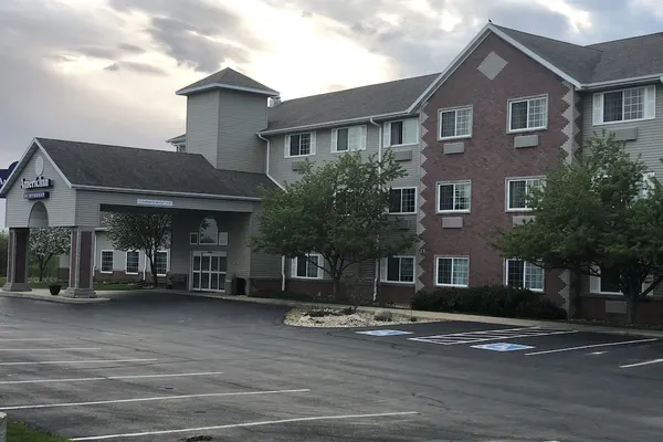 Photo 1 - AmericInn by Wyndham Maquoketa