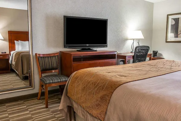 Photo 1 - Spark by Hilton Ann Arbor South