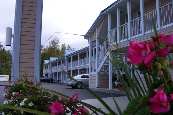 Photo 1 - Great Lakes Inn
