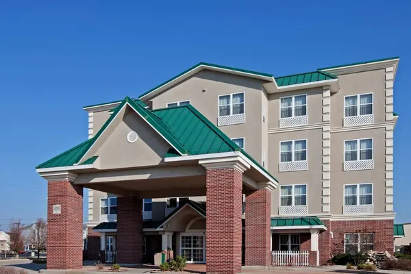 Photo 1 - Country Inn & Suites by Radisson, Elkhart North, IN