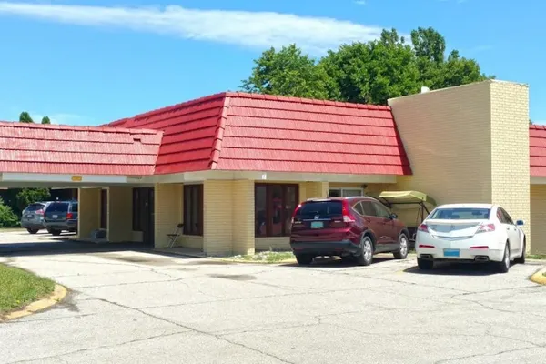 Photo 1 - Americas Inn