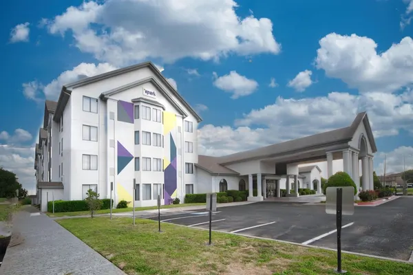 Photo 1 - Spark by Hilton Amarillo East