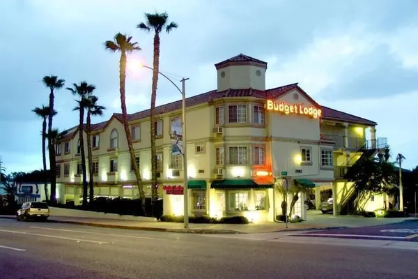 Photo 1 - Americas Best Value Inn San Clemente Beach