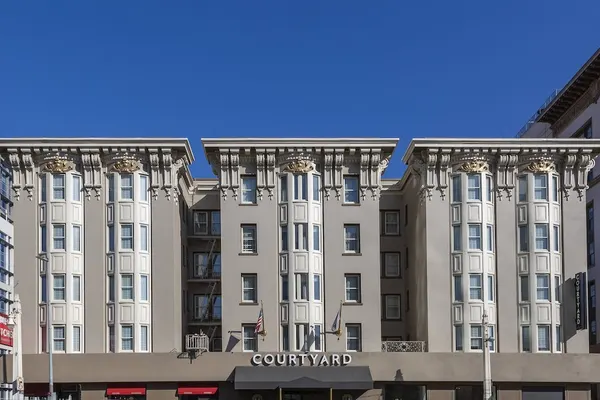 Photo 1 - Courtyard by Marriott San Francisco Downtown/Van Ness Ave.