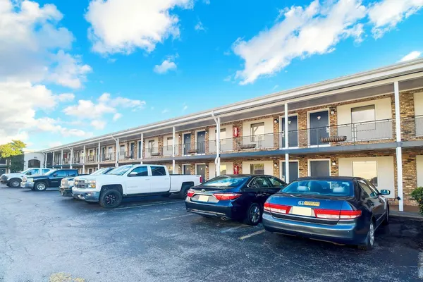 Photo 1 - Hotel O Haven Inn Huntsville AL US 72