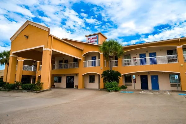 Photo 1 - Island Inn by OYO Galveston Beach, TX
