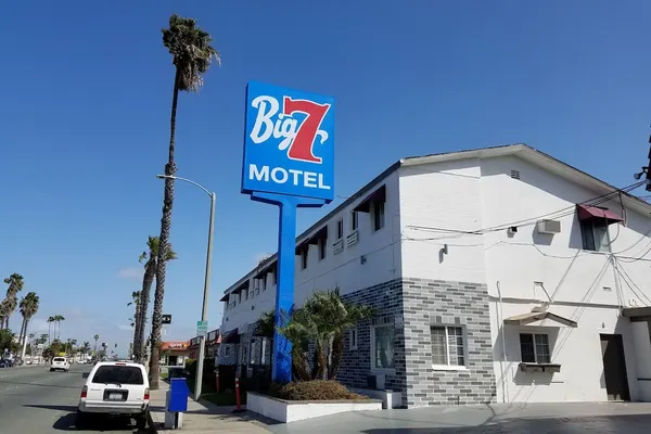 Photo 1 - Big 7 Motel