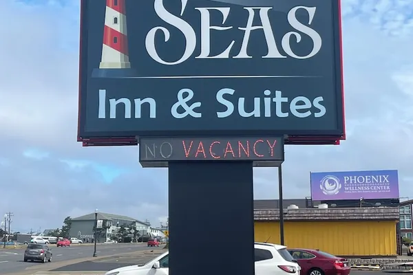 Photo 1 - Seven Seas Inn & Suites