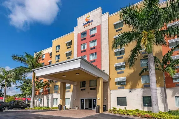 Photo 1 - Comfort Suites Fort Lauderdale Airport South & Cruise Port