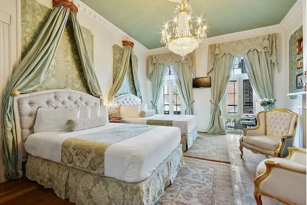 Photo 1 - French Quarter Mansion