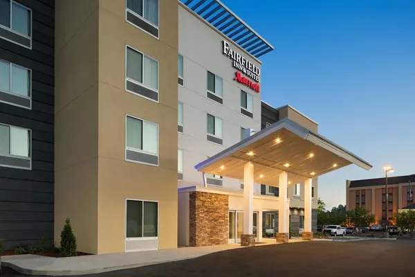 Photo 1 - Fairfield Inn & Suites Bristol