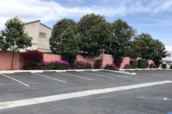 Photo 1 - Pacific Inn