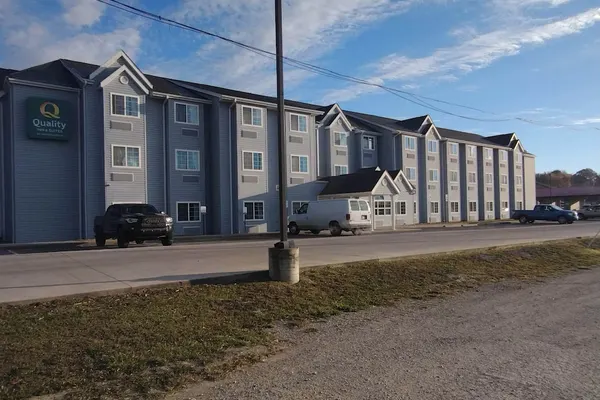 Photo 1 - Quality Inn & Suites Caldwell I-77