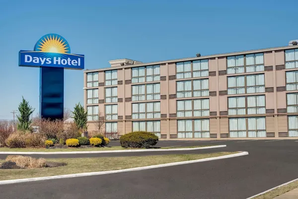 Photo 1 - Days Hotel by Wyndham Toms River Jersey Shore