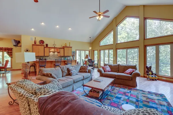 Photo 1 - Fairfield Bay Retreat w/ Fireplaces & Lake Access