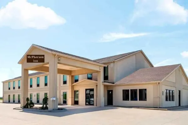 Photo 1 - McPherson Inn By OYO