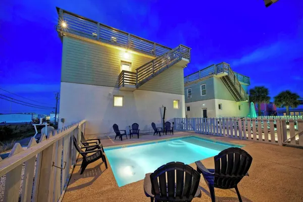Photo 1 - Stella Maris by Avantstay Rooftop View + Pool