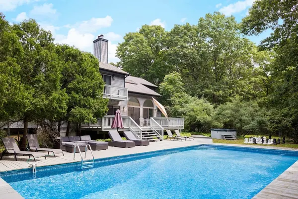 Photo 1 - Meadowood Manor by Rovetravel Heated Pool