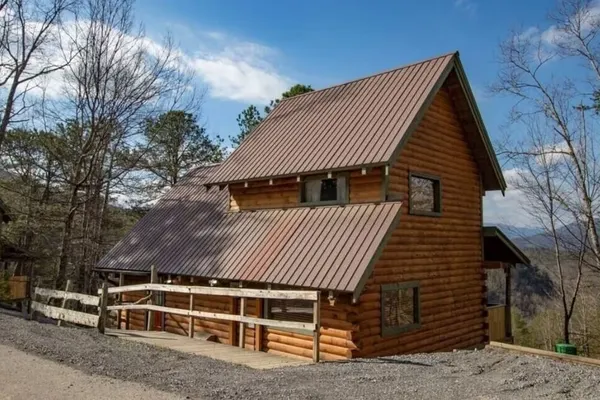 Photo 1 - Pop's Perch 2 Bedroom Cabin by RedAwning