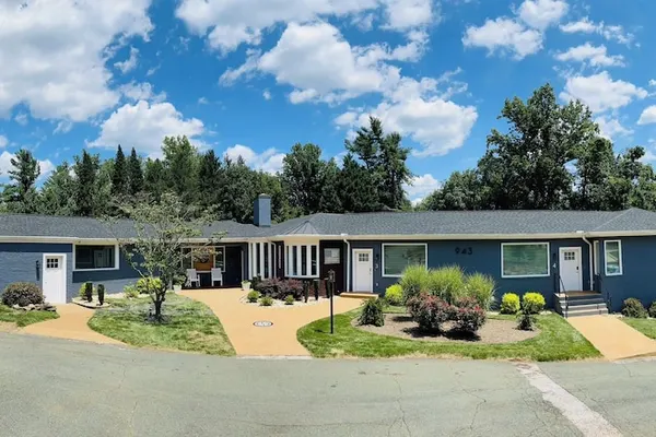 Photo 1 - SONSAK - 943 Jefferson Lake Drive