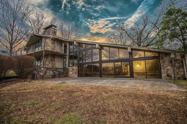 Photo 1 - Tremont Lodge & Resort