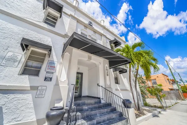 Photo 1 - Chic Studio in Little Havana