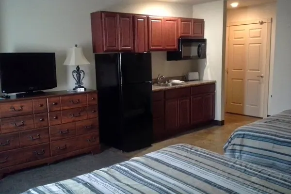 Photo 1 - Gamble Farm Inn and Suites