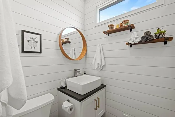 Photo 1 - New The Texas Longhorn-luxury Container Home