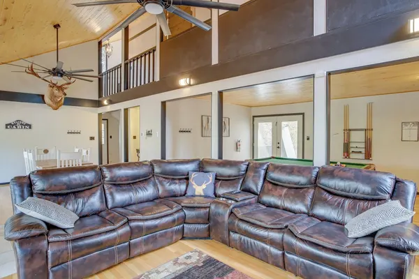 Photo 1 - Ruidoso Cabin Retreat w/ Multi-level Deck