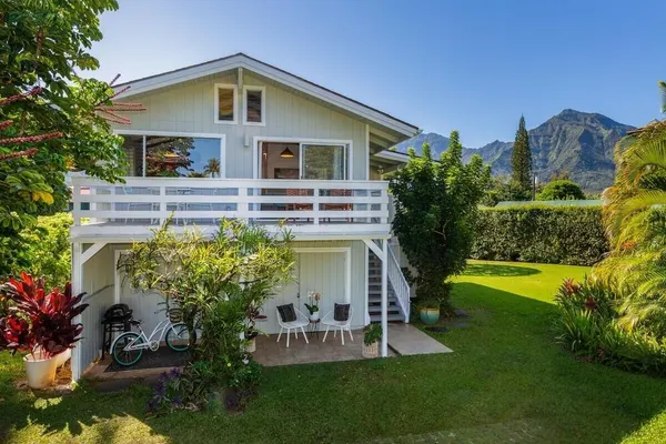 Photo 1 - Hanalei Hideaway 2 Bedroom Home by RedAwning