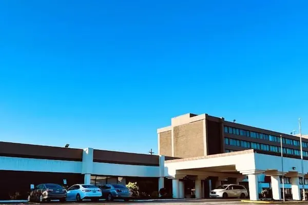 Photo 1 - Indy Hotel