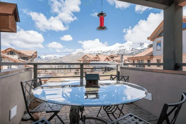 Photo 1 - Blue Mesa Lodge 40B by Avantstay Ski In/ Ski Out Unit w/ Balcony!