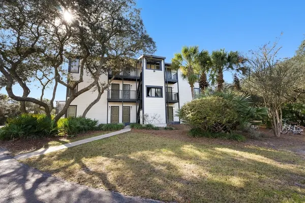 Photo 1 - Little Beach Chickee 1 Bedroom Condo by RedAwning