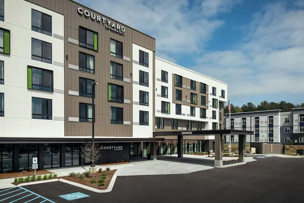 Photo 1 - Courtyard by Marriott Cleveland TN