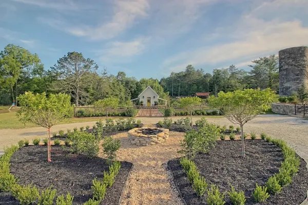 Photo 1 - Cottages at Julep Farms