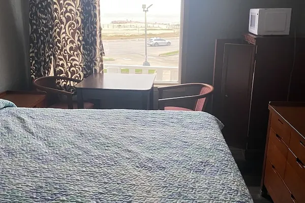 Photo 1 - Surf Motel and Apartments