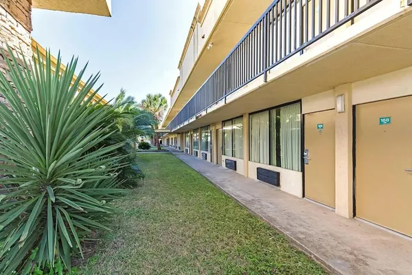 Photo 1 - Eco Inn Suites by Hotel O Baytown