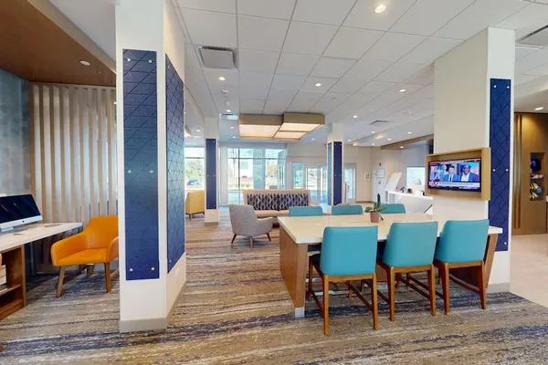 Photo 1 - Holiday Inn Express & Suites Chicago Schaumburg, an IHG Hotel