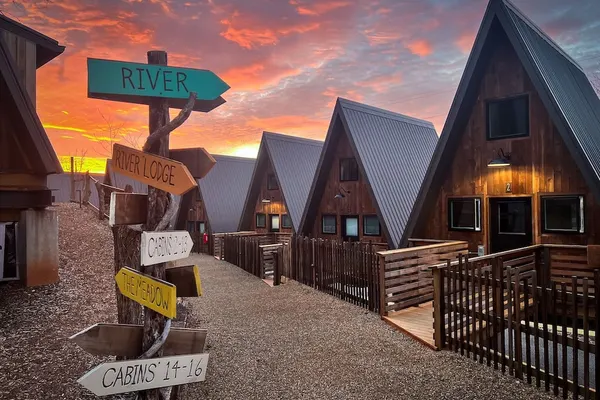 Photo 1 - Wrong Way River Lodge & Cabins