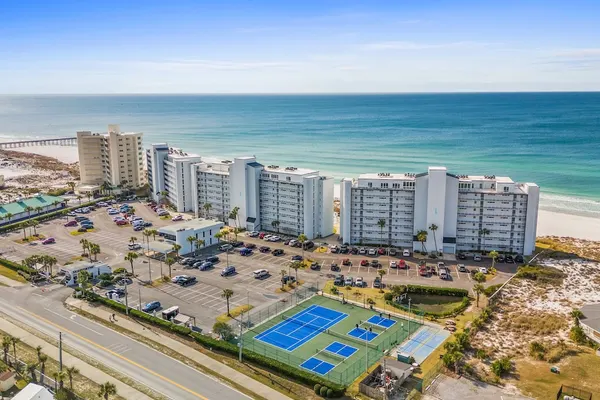 Photo 1 - Moonspinner by Book That Condo