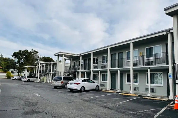 Photo 1 - Northwoods Motel
