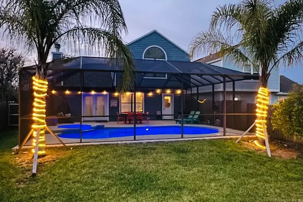 Photo 1 - Twin Palms Beach House - Pool Hottub Game Room