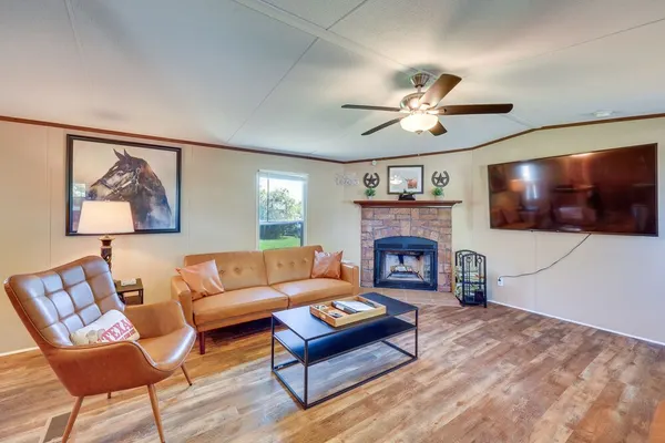 Photo 1 - Ranch House w/ Grill: 5 Mi to Braunig Lake Park!