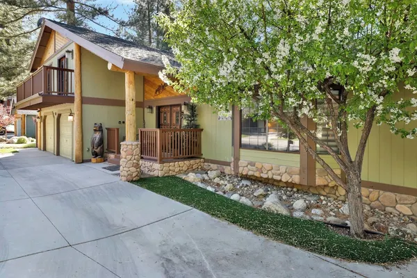 Photo 1 - Moose Manor #2012