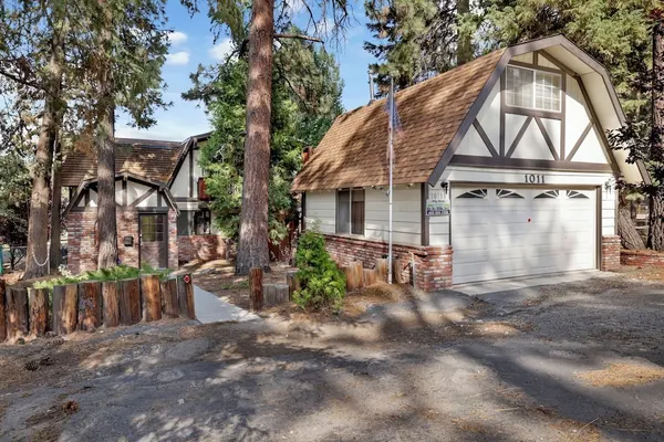 Photo 1 - Bear Cabin #1976