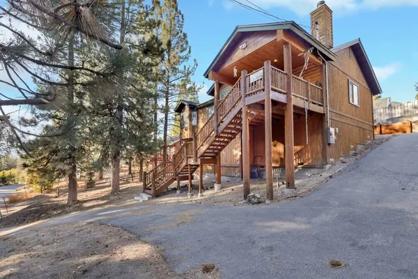 Photo 1 - River Rock Lodge #1953
