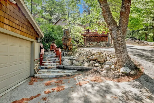Photo 1 - Knickerbocker Retreat #2321